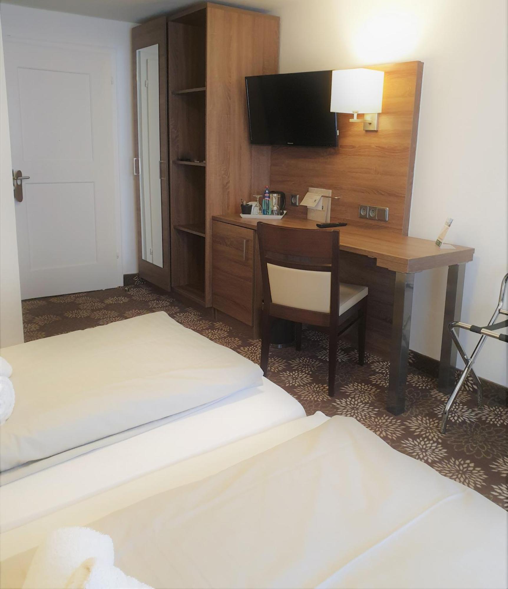 Brutsches Rebstock Otel Laufenburg Oda fotoğraf